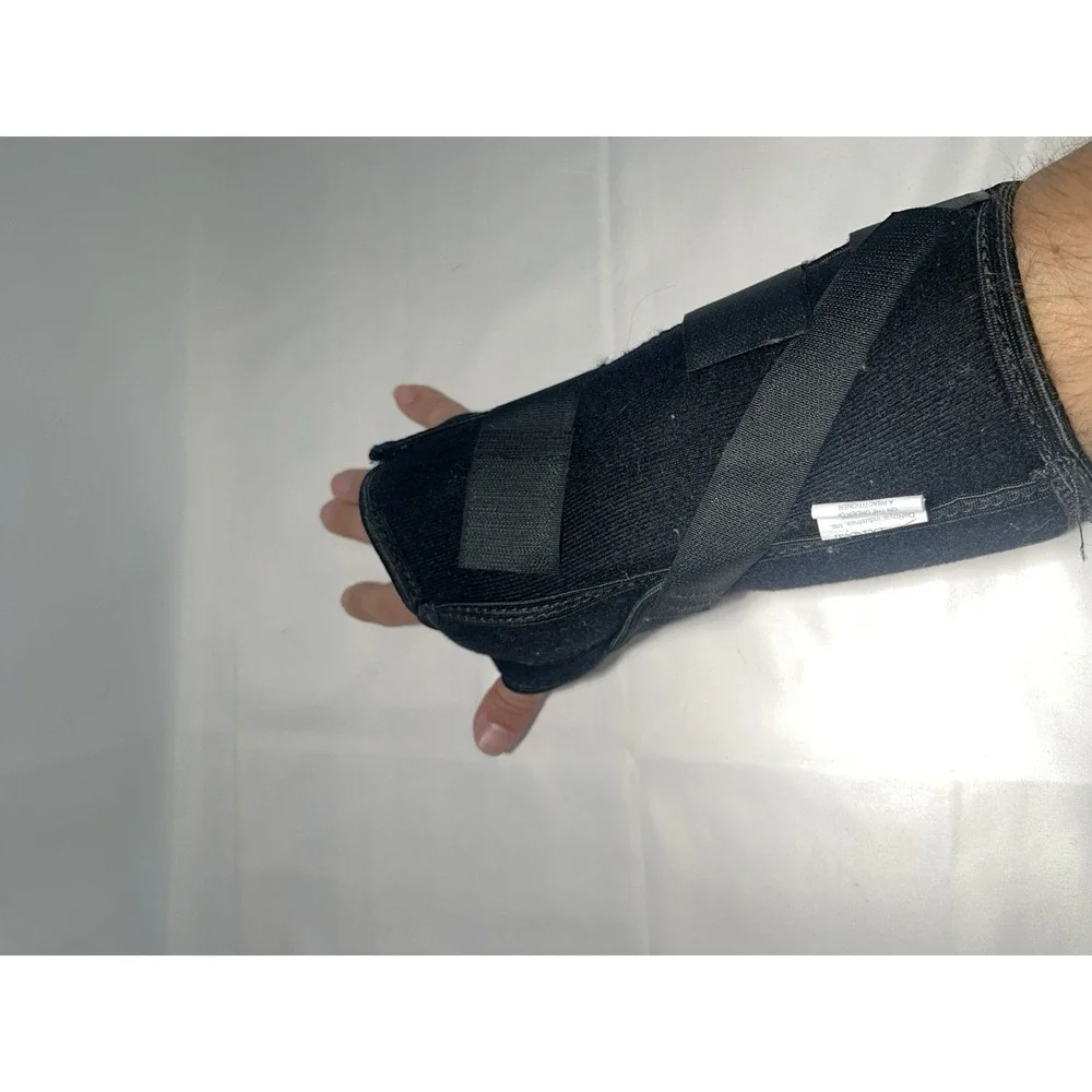 DeRoyal wrist forearm